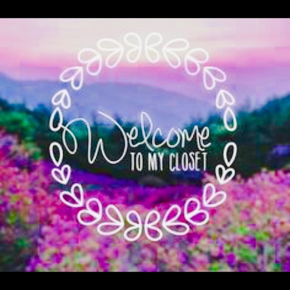 Meet your Posher, Jennifer - Picture 1 of 1